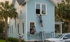 Window installation for older Tampa, FL homes by vinyl siding specialists